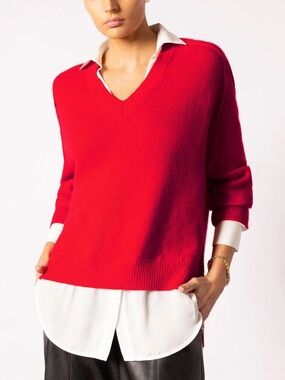 Brochu Walker Red V-Neck "Looker" sweater size medium.